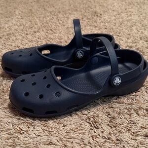 Women’s Navy Blue Crocs